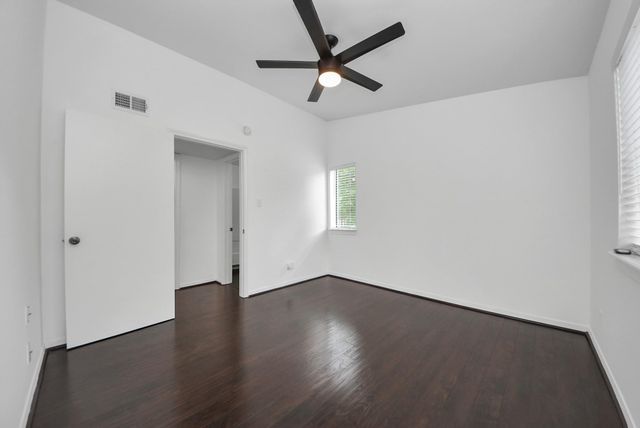 3500 Tangle Brush Drive 8, Spring, TX 77381