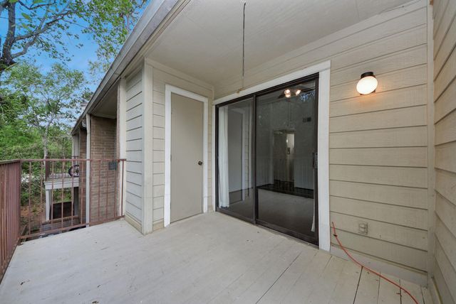3500 Tangle Brush Drive 8, Spring, TX 77381