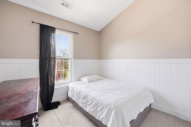 25203 DUNVEGAN SQ, Chantilly, VA 20152