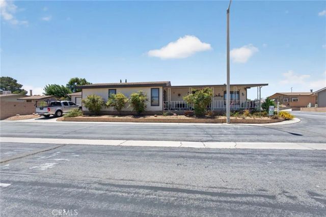 12550 Main 6, Hesperia, CA 92345