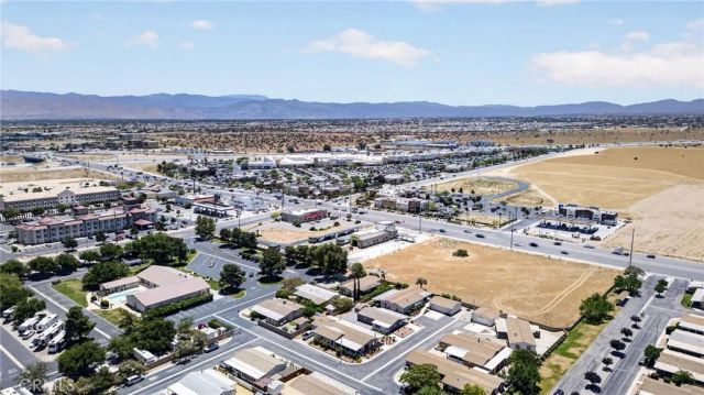 12550 Main 6, Hesperia, CA 92345