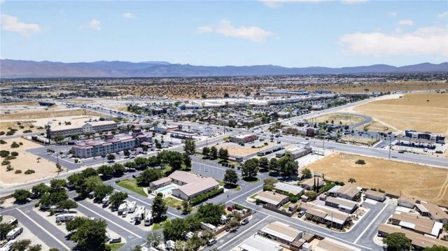 12550 Main 6, Hesperia, CA 92345