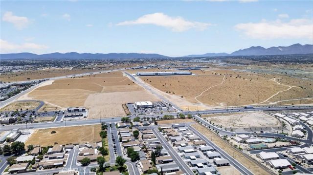12550 Main 6, Hesperia, CA 92345
