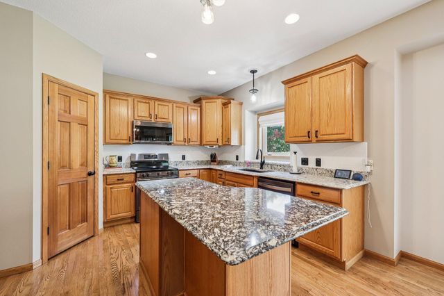 4329 Jessica Court, Eagan, MN 55123