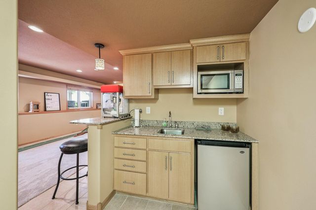 4329 Jessica Court, Eagan, MN 55123