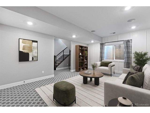 1694 Stable View Dr, Castle Pines, CO 80108
