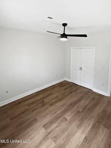 111 Carriage Lane, Florence, MS 39073