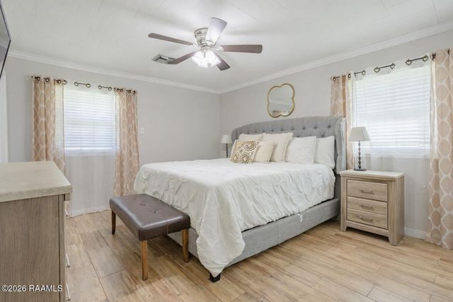 917 E Butler Street, Rayne, LA 70578