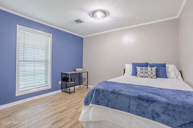 917 E Butler Street, Rayne, LA 70578