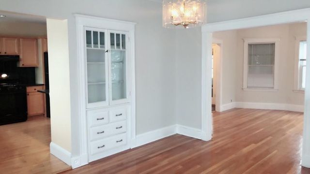 38 Hood St 38, Newton, MA 02458