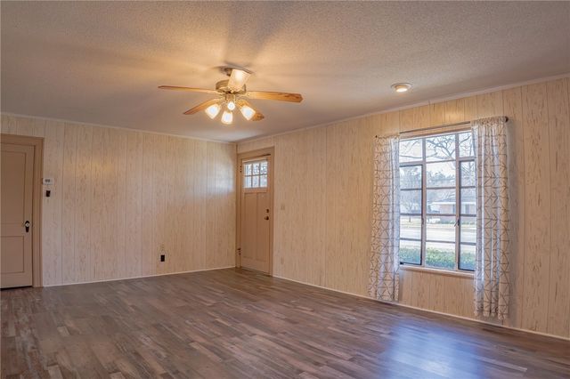 1615 Brunel Street, Waycross, GA 31501