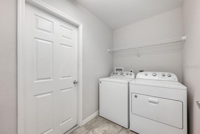 304 WOODS LANDING DRIVE, Lady Lake, FL 32159