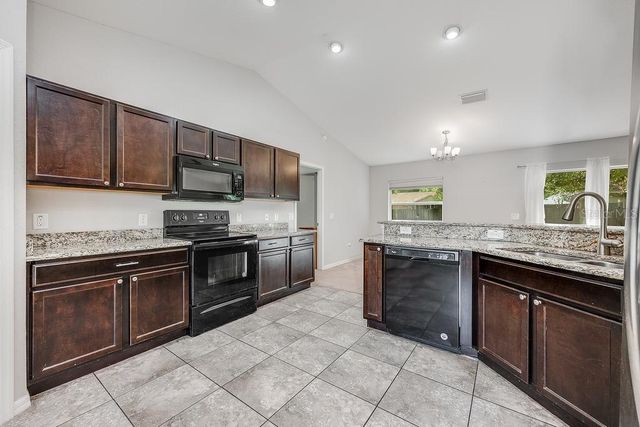 304 WOODS LANDING DRIVE, Lady Lake, FL 32159