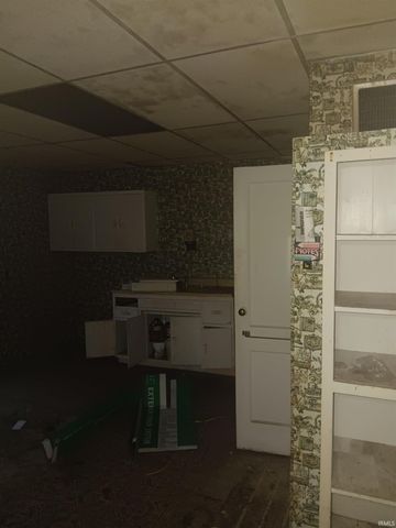 1408 Main Street, Vincennes, IN 47591