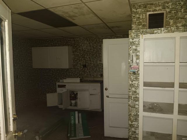 1408 Main Street, Vincennes, IN 47591