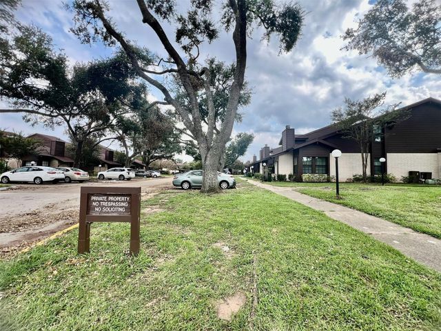 2611 Grants Lake Boulevard 243, Sugar Land, TX 77479