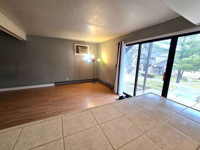 47 Nassau Colony 1, Fox Lake, IL 60020