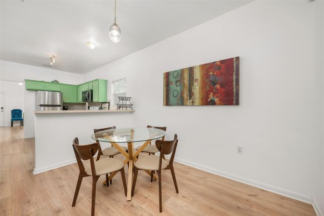 5613 Signal PT, Austin, TX 78724