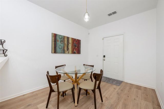 5613 Signal PT, Austin, TX 78724