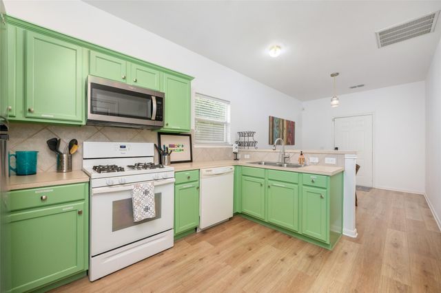 5613 Signal PT, Austin, TX 78724