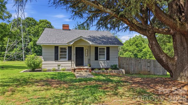 1501 Highland Avenue, Albemarle, NC 28001