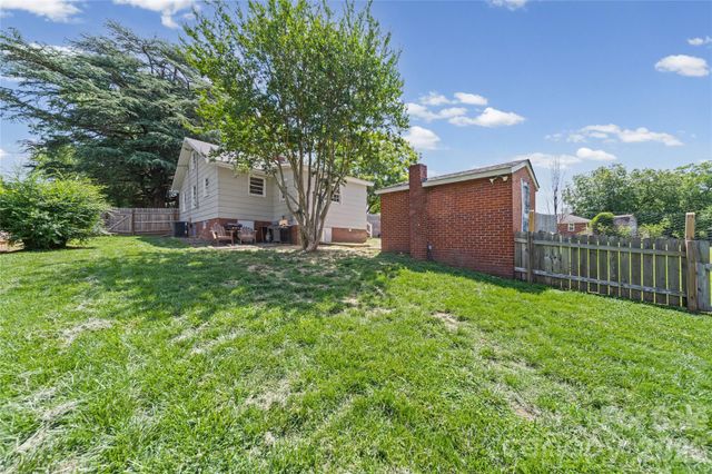 1501 Highland Avenue, Albemarle, NC 28001