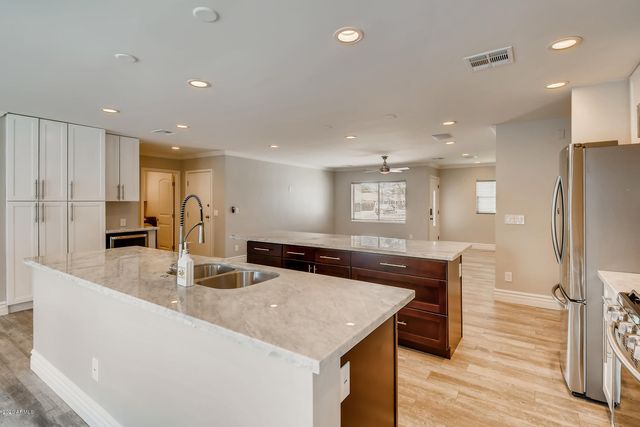 4423 N 35TH Street, Phoenix, AZ 85018