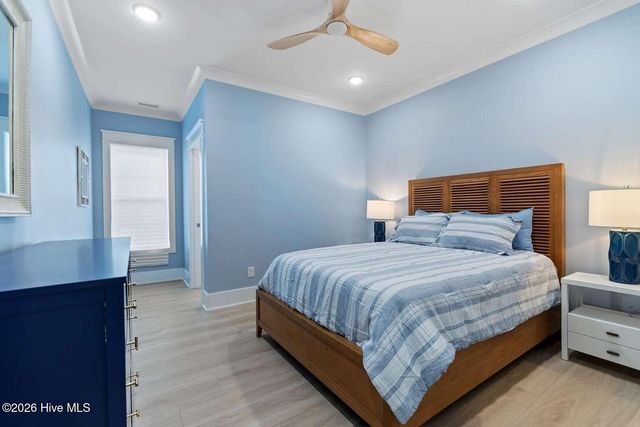 463 Ocean Boulevard W, Supply, NC 28462