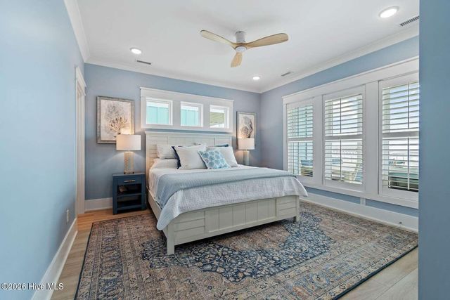 463 Ocean Boulevard W, Supply, NC 28462