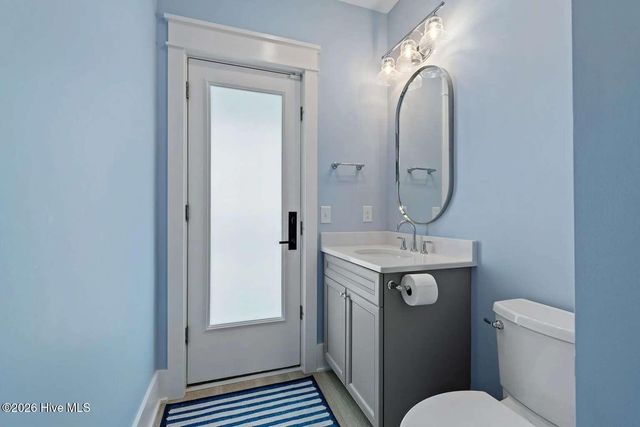 463 Ocean Boulevard W, Supply, NC 28462