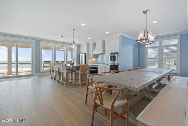 463 Ocean Boulevard W, Supply, NC 28462