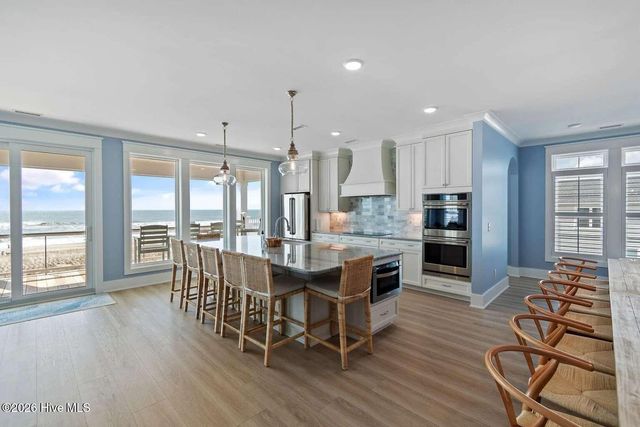 463 Ocean Boulevard W, Supply, NC 28462