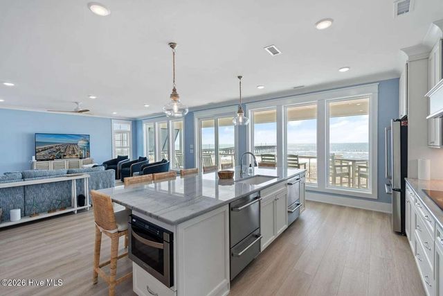 463 Ocean Boulevard W, Supply, NC 28462