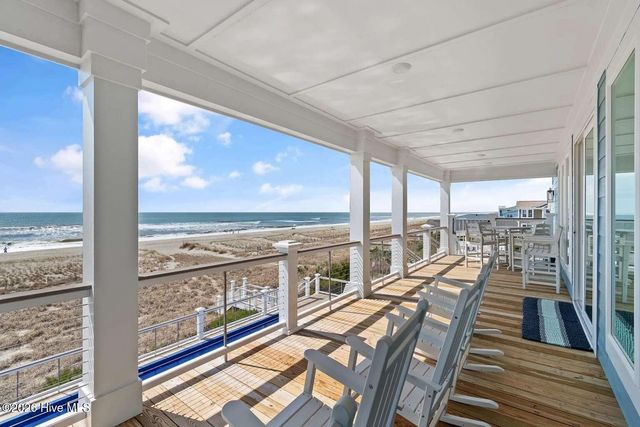 463 Ocean Boulevard W, Supply, NC 28462