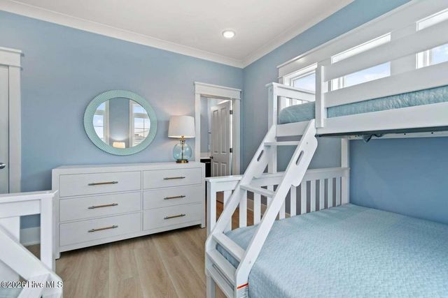 463 Ocean Boulevard W, Supply, NC 28462