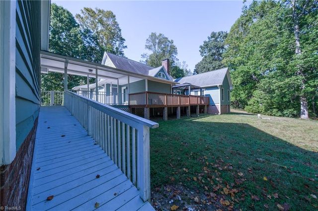 8908 Cedar Spring Drive, Colfax, NC 27235