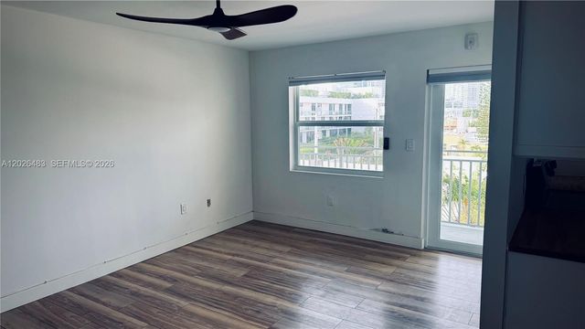 363 Washington Ave 52, Miami Beach, FL 33139