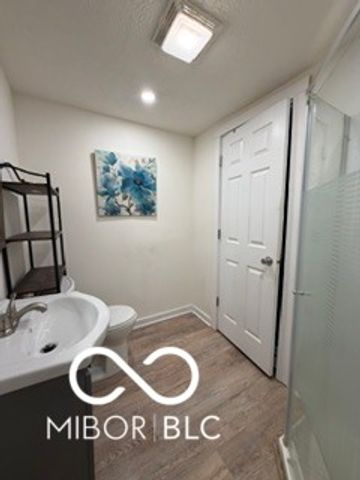 2402 W 30th Street, Anderson, IN 46016