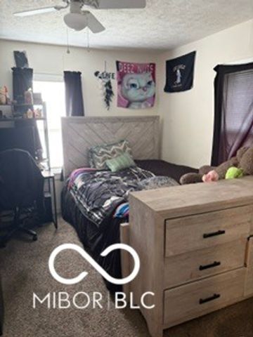 2402 W 30th Street, Anderson, IN 46016