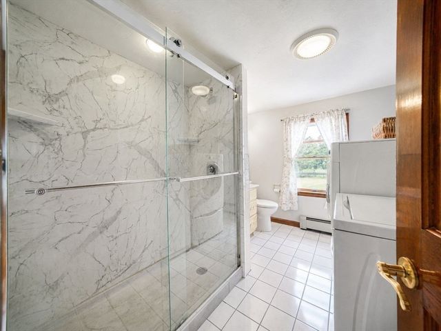 36 Hampton Circle, Hull, MA 02045