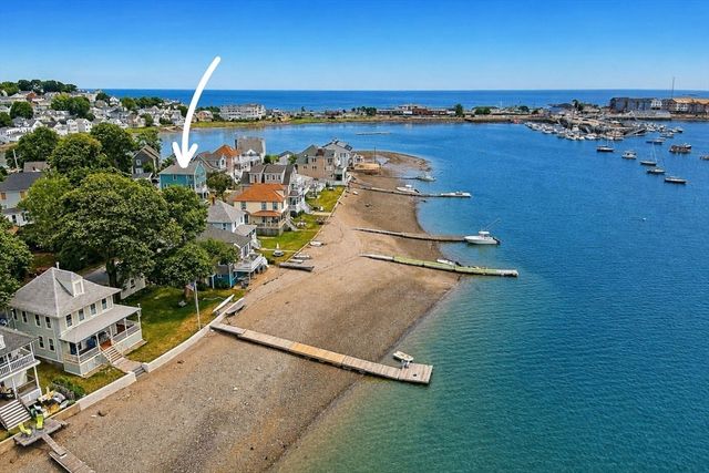 36 Hampton Circle, Hull, MA 02045