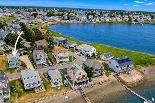 36 Hampton Circle, Hull, MA 02045