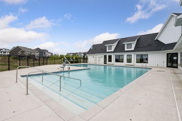 10140 Harvest Trail, Victoria, MN 55318