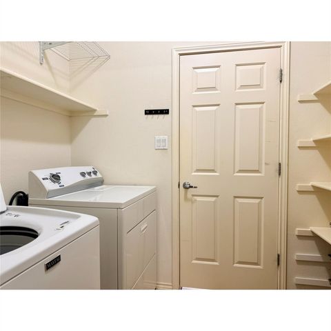 2632 Century Park BLVD 39, Austin, TX 78727