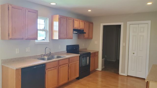 1656 County Road 697, Farmersville, TX 75442