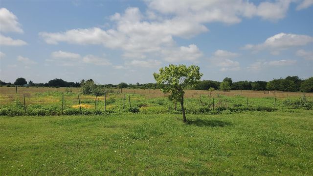 1656 County Road 697, Farmersville, TX 75442