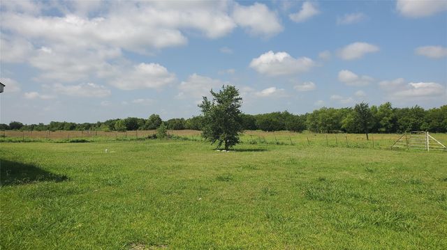 1656 County Road 697, Farmersville, TX 75442