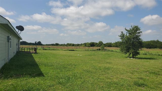 1656 County Road 697, Farmersville, TX 75442