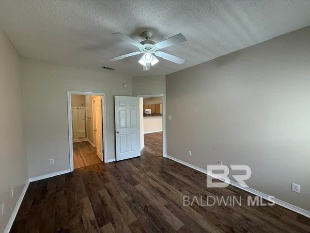 2651 S Juniper Street 401, Foley, AL 36535