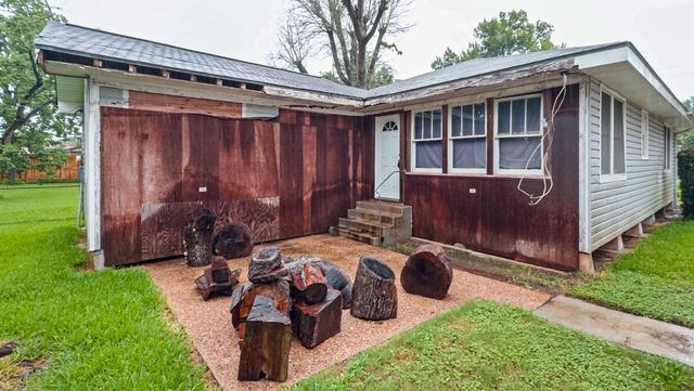 2109 Magnolia Drive, La Marque, TX 77568